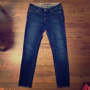 Paige Dark Wash Skinny Jeans- sz 25